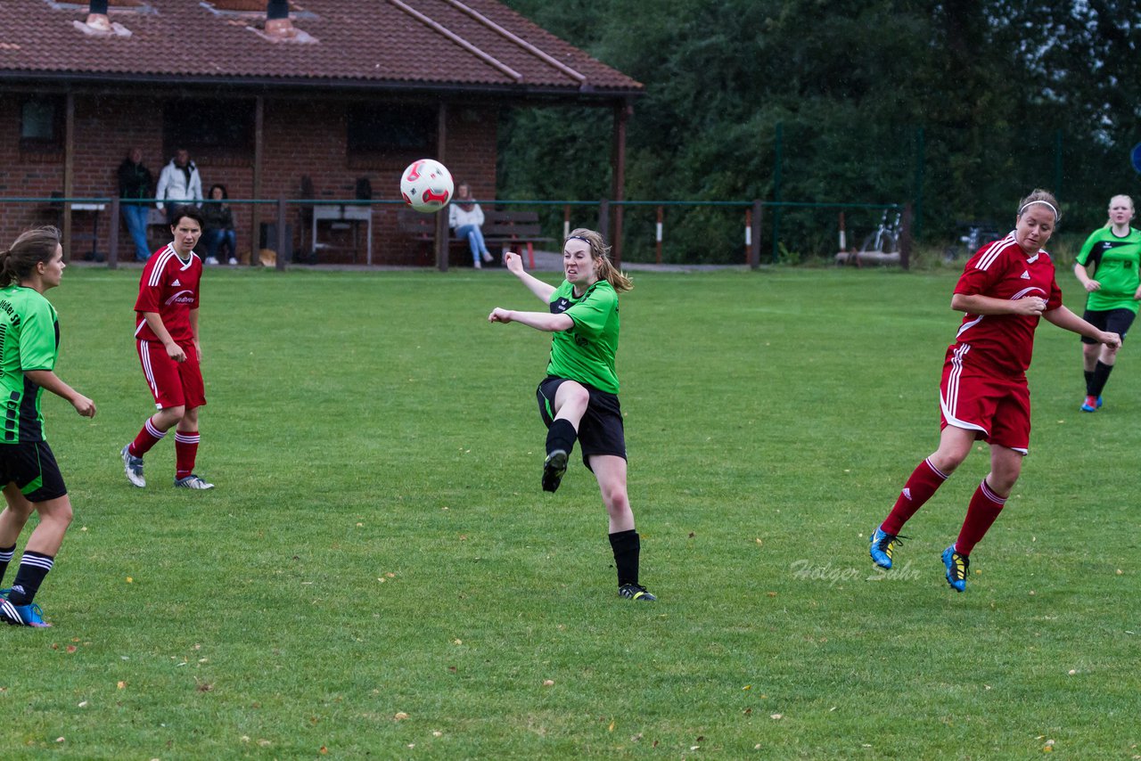 Bild 152 - Frauen SG Schmalfeld/Weddelbrook - Ratzeburger SV : Ergebnis: 1:7